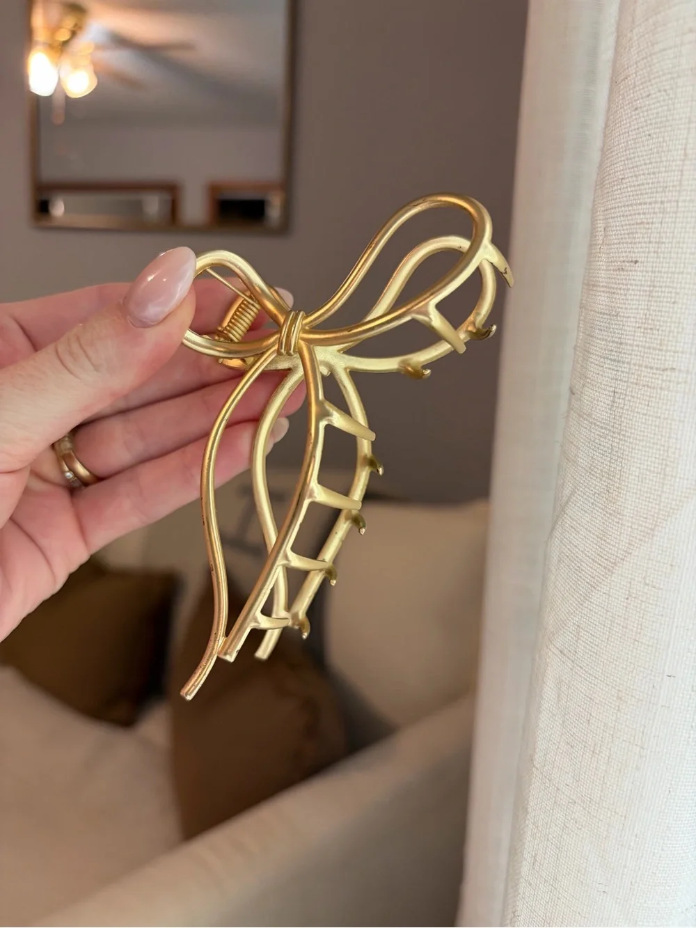 Gold Bow Claw Clip